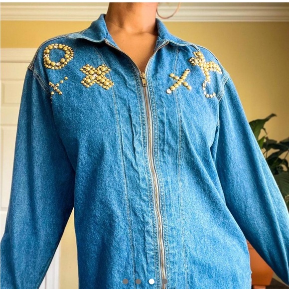 Vintage 90s Jean Jacket w/ gold embellishments - Picture 3 of 3